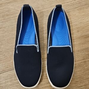 Women's Kelly And Katie Slip On Textiled Navy Shoes. Size 7M.